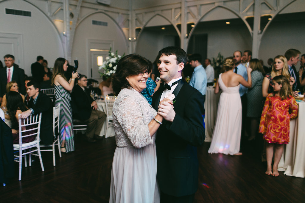 the-atrium-memphis-wedding-reception