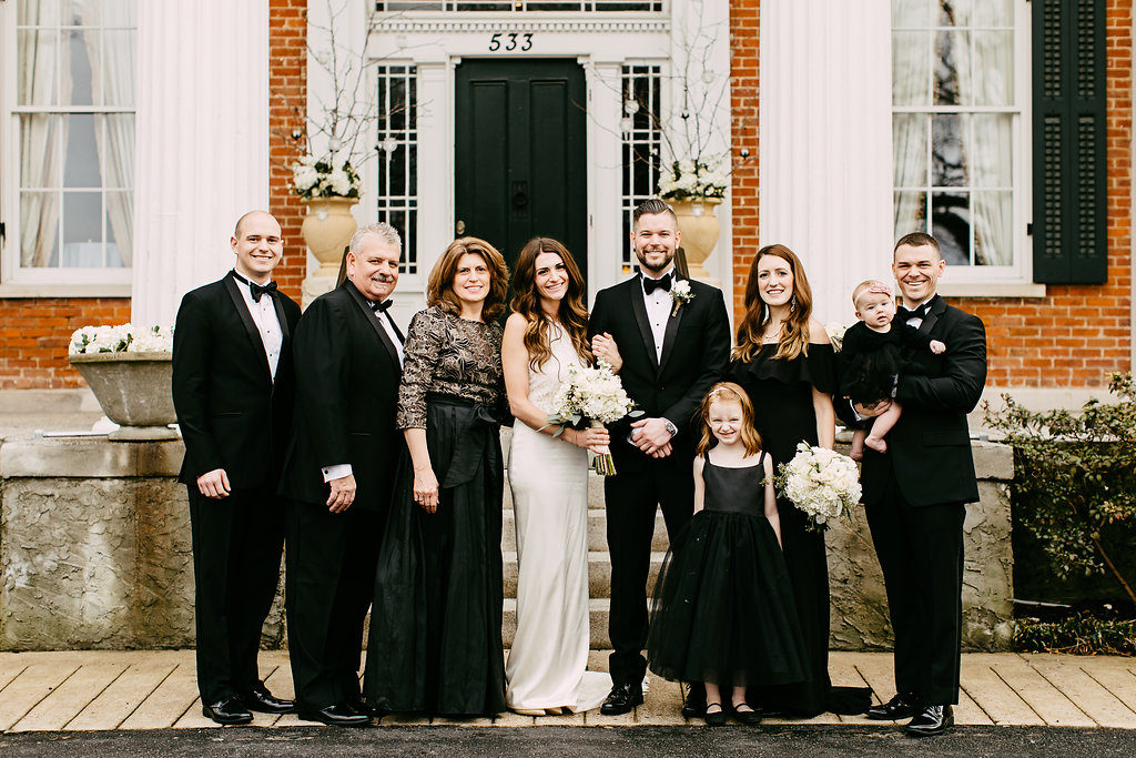 black-and-white-bridal-party