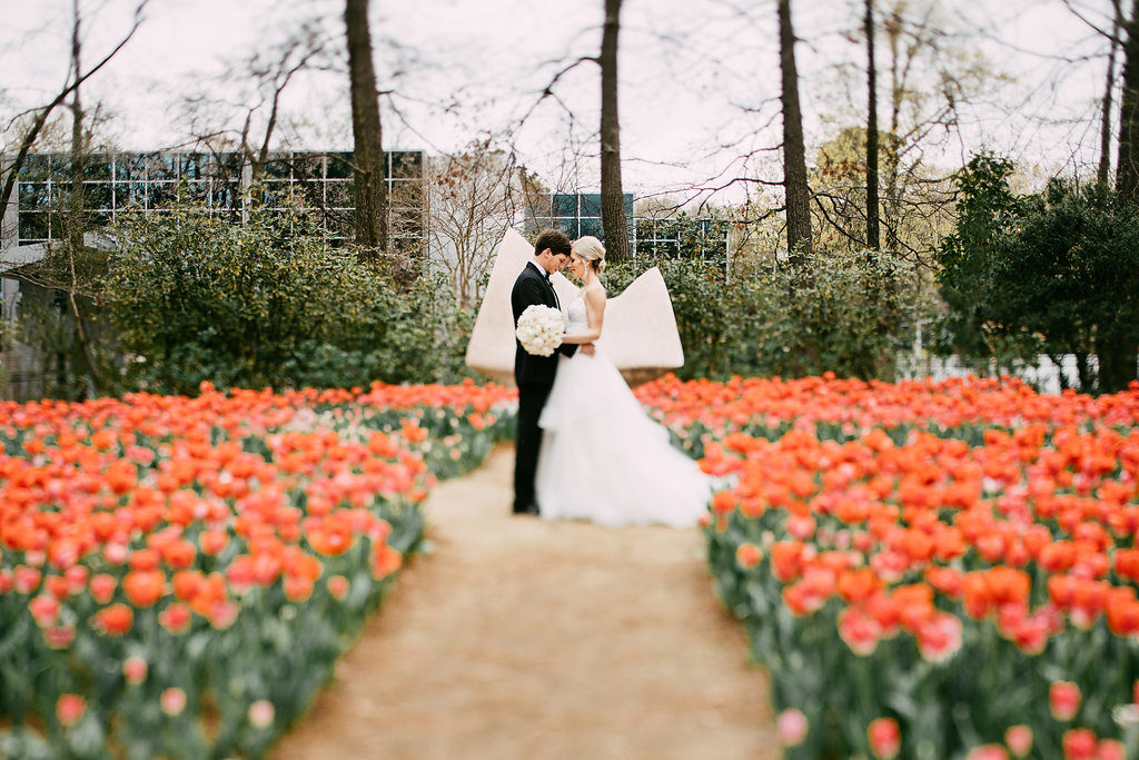 spring-wedding-with-tulips