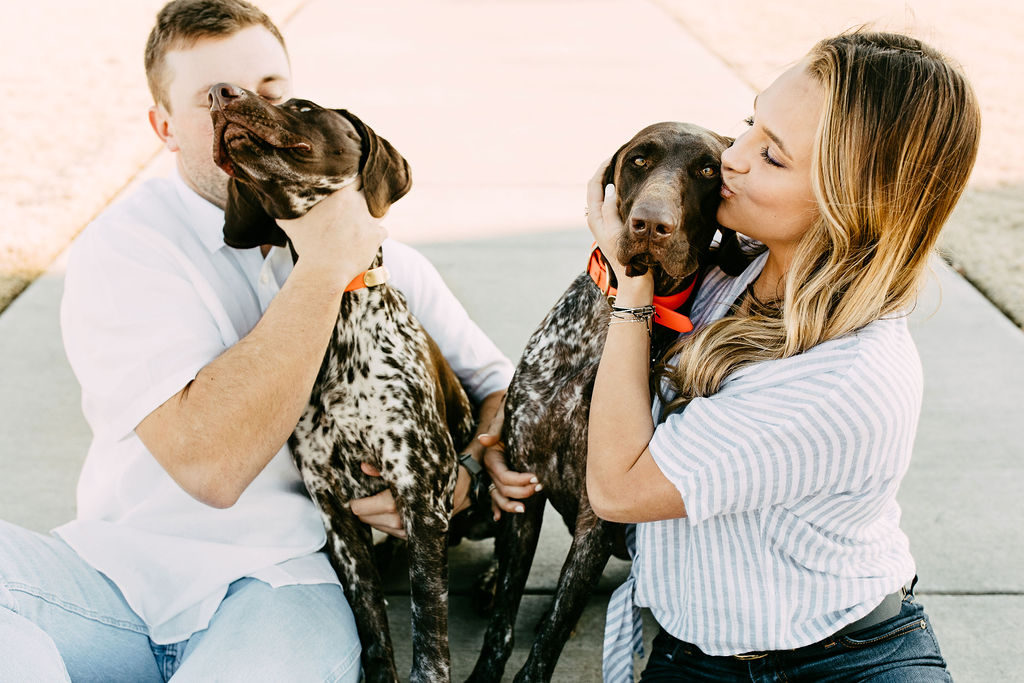 engagement-photos-with-dogs