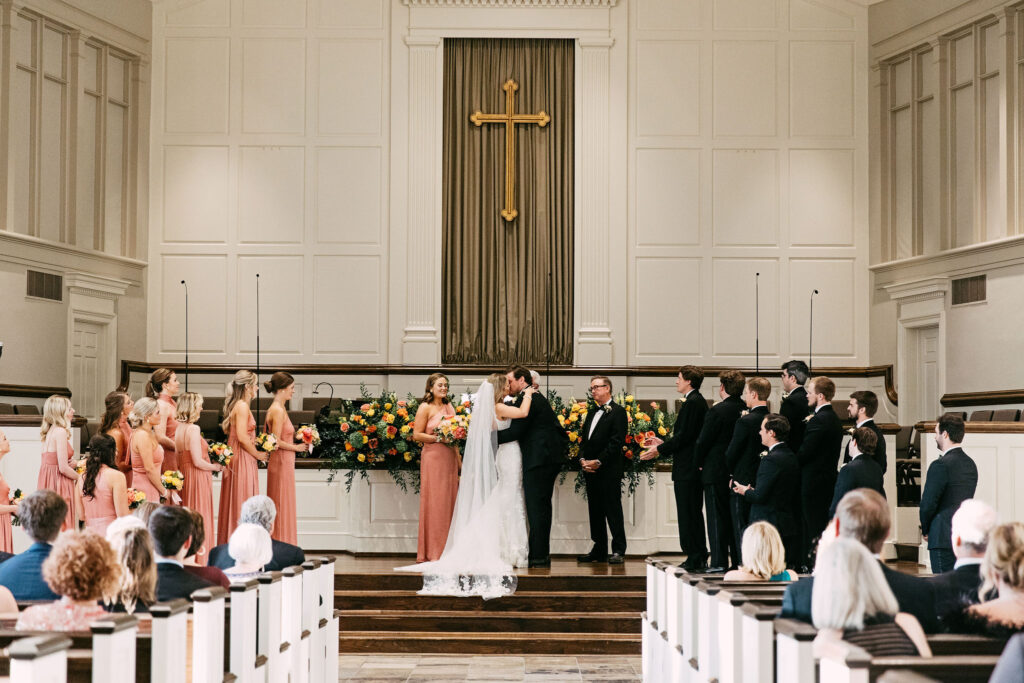 Chickasaw Country Club wedding in Memphis, TN